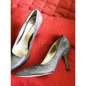 Nine West Pointy Toe Pump silver glitter "Fifth"